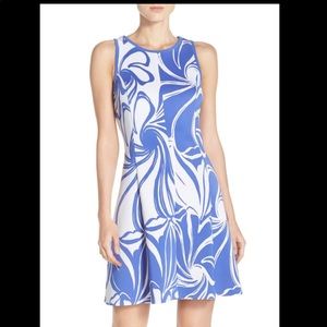 Lilly Pulitzer Blue and White Cove Scuba Dress Size Medium